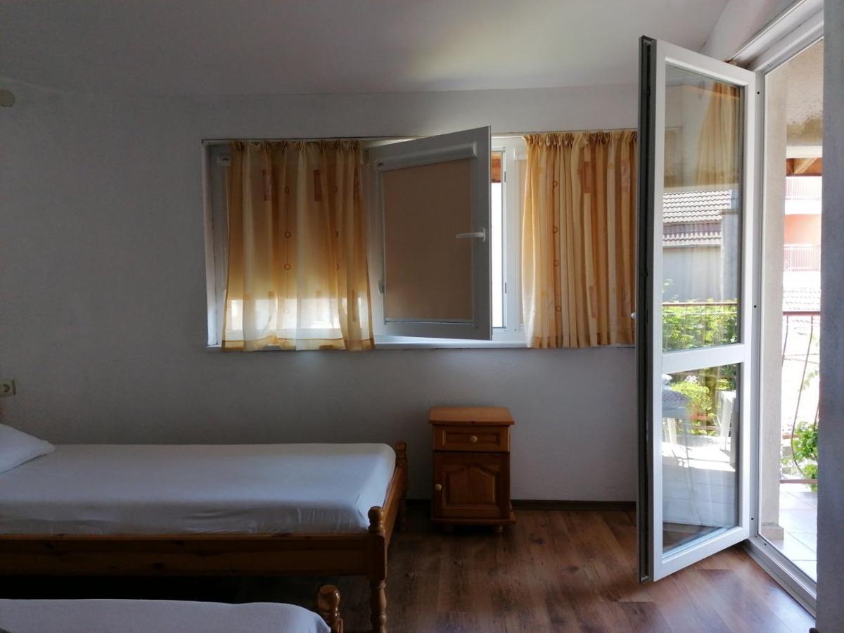Guest House Sokratovi ออบซอร์ ภายนอก รูปภาพ