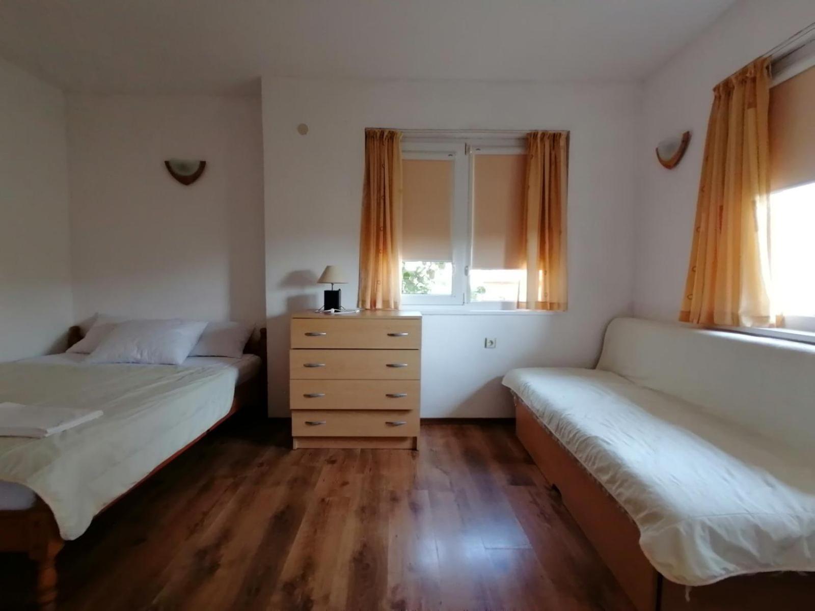 Guest House Sokratovi ออบซอร์ ภายนอก รูปภาพ
